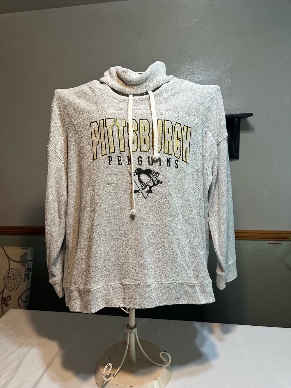 NHL Pittsburgh Penguins grey Cowl Neck Sweatshirt